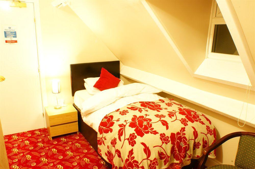 Edgerton Hotel Huddersfield Ngoại thất bức ảnh