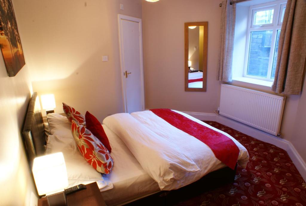 Edgerton Hotel Huddersfield Ngoại thất bức ảnh