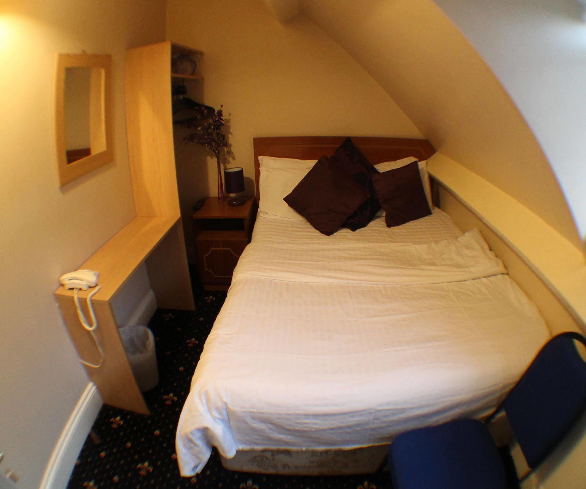 Edgerton Hotel Huddersfield Ngoại thất bức ảnh