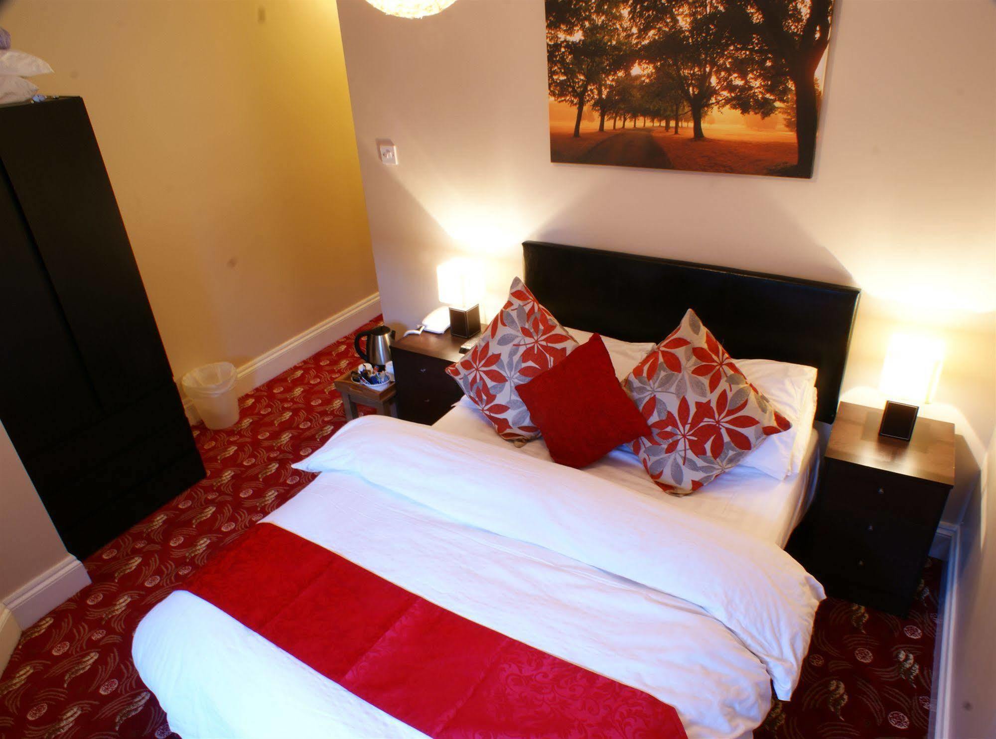 Edgerton Hotel Huddersfield Ngoại thất bức ảnh