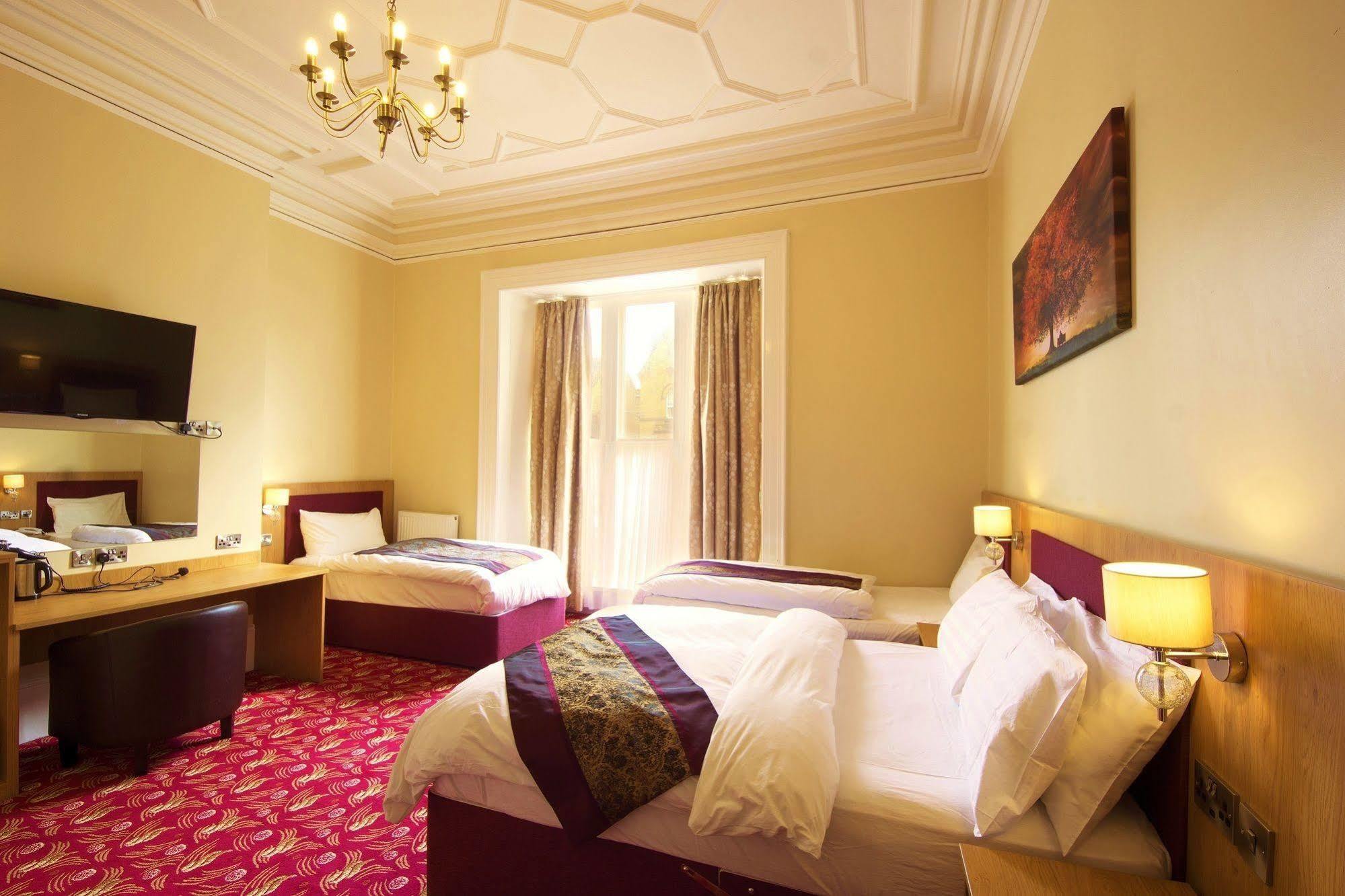 Edgerton Hotel Huddersfield Ngoại thất bức ảnh