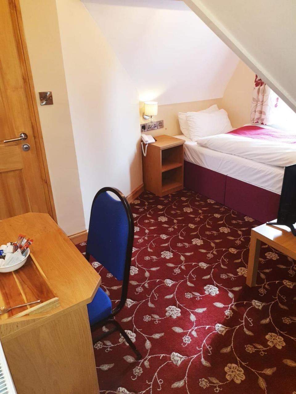 Edgerton Hotel Huddersfield Ngoại thất bức ảnh
